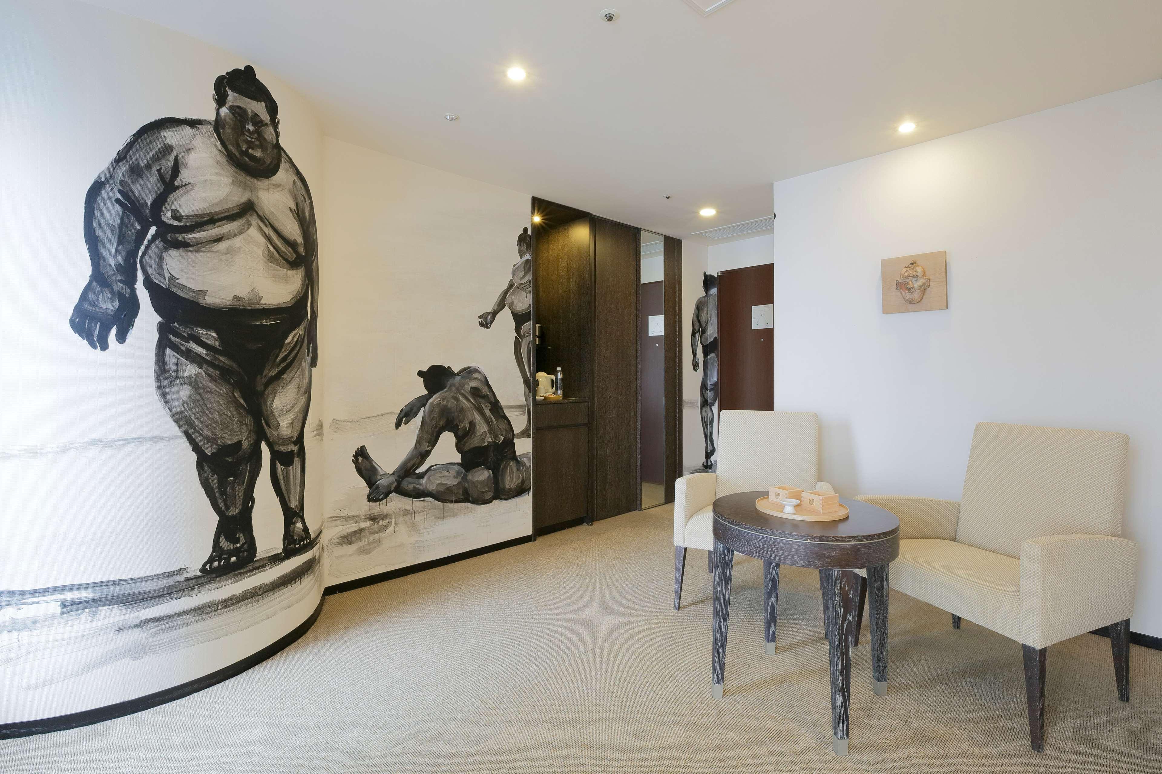 ปาร์คโฮเทล โรงแรม 4*